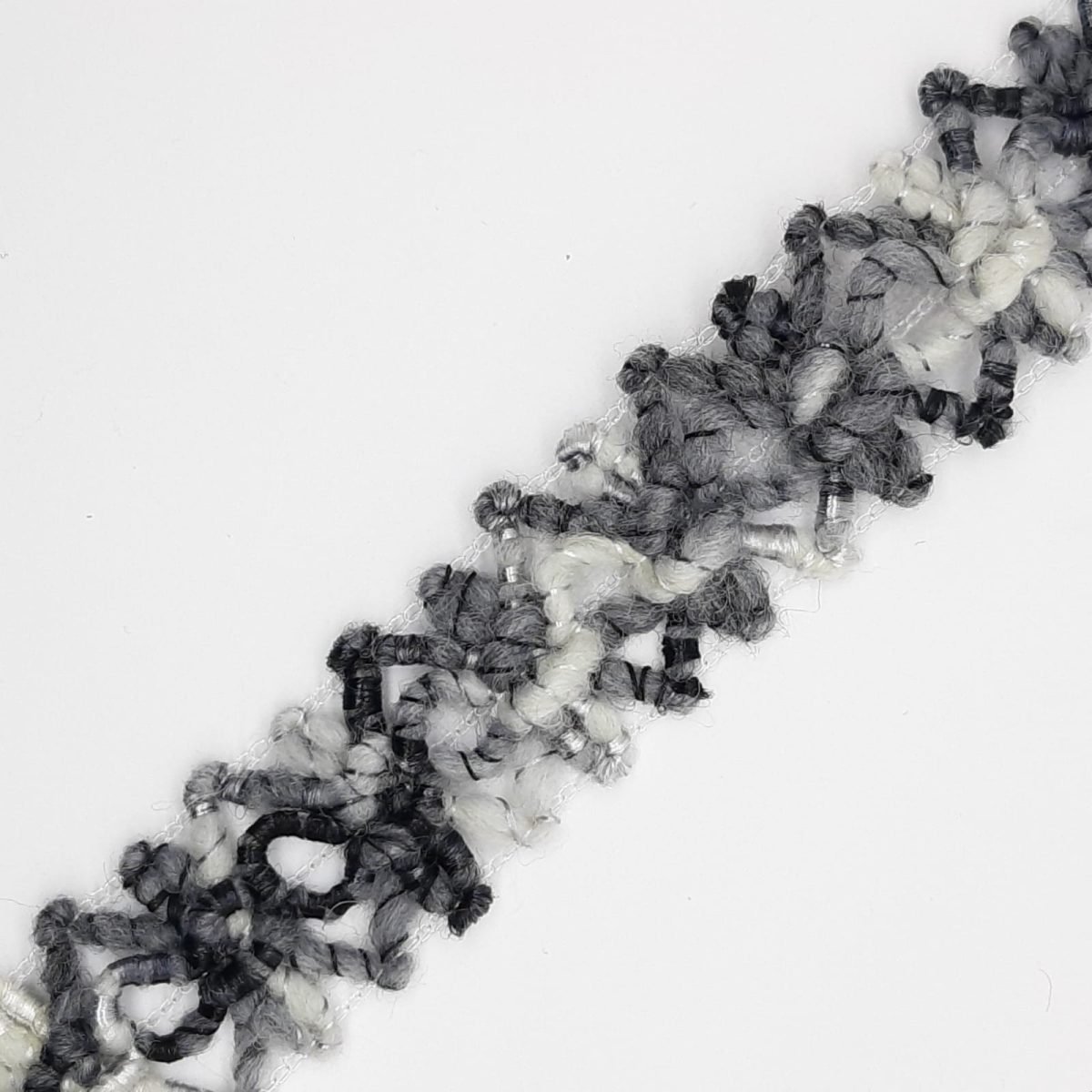 Galón pasamanería lana 2 cms mezcla color gris