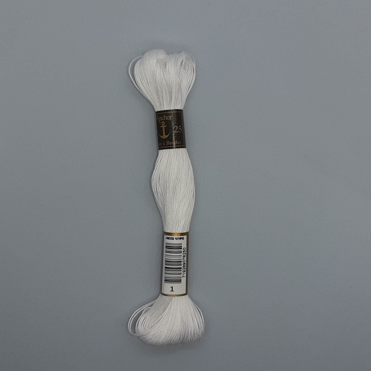 Madeja hilo blanco para bordar 1 cabo Anchor á Broder