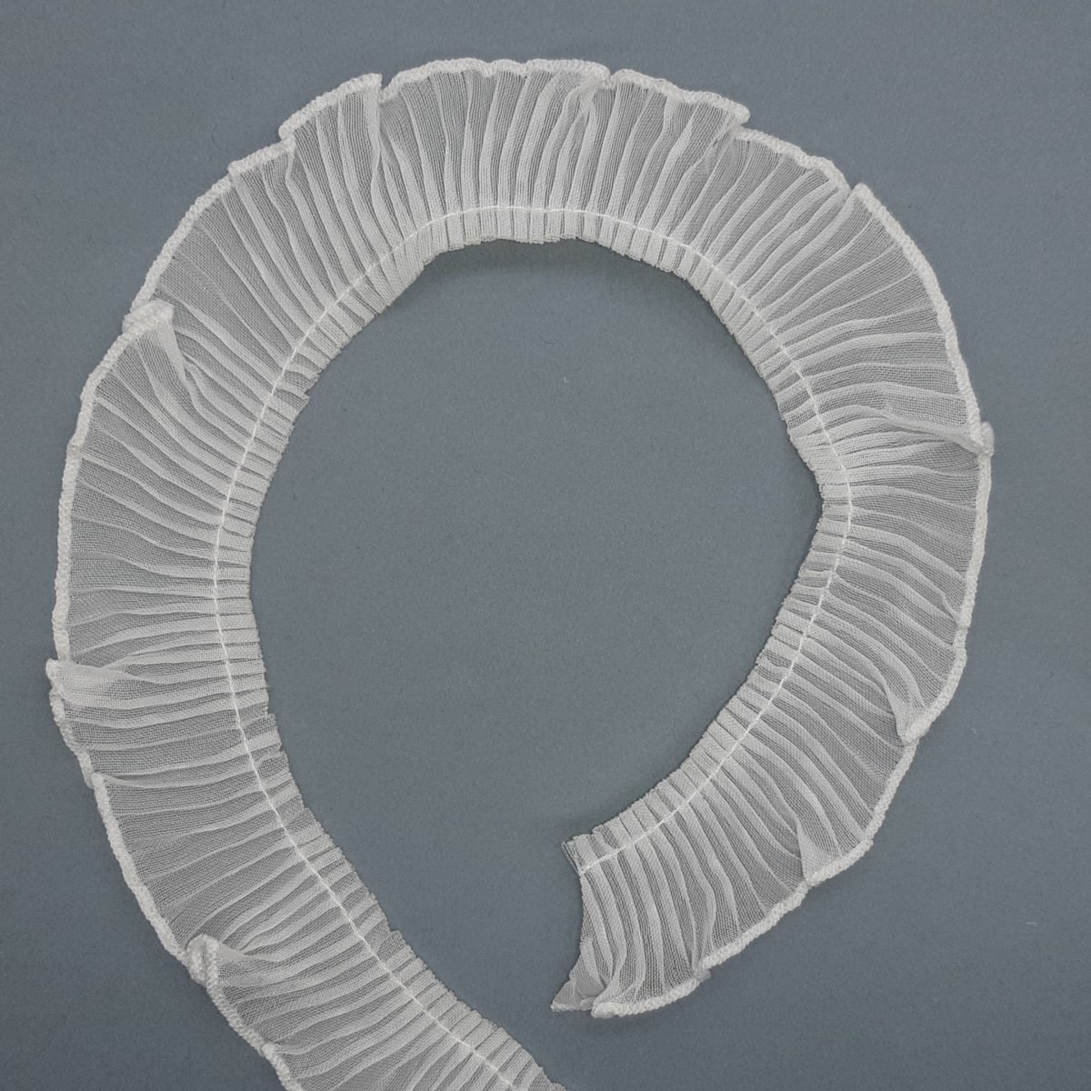 Volante plisado organza blanco