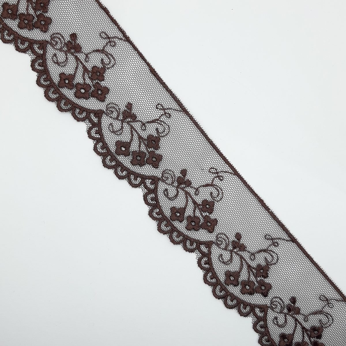 Encaje tul bordado con flores marrón