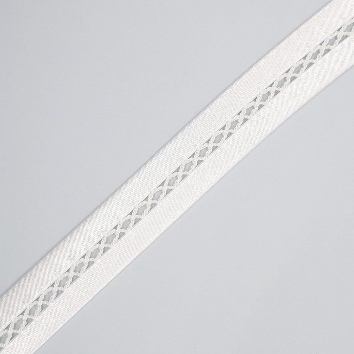Vainica raso 1,8 cms