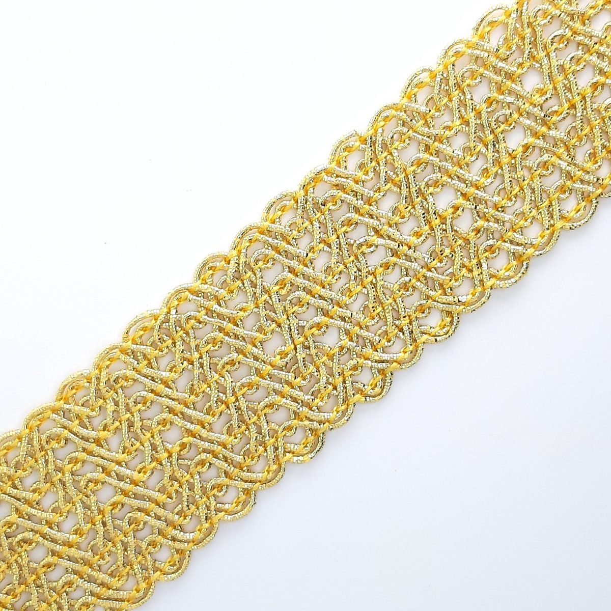 Galón pasamanería metalizada dorada 4 cms para remates y acabados. 