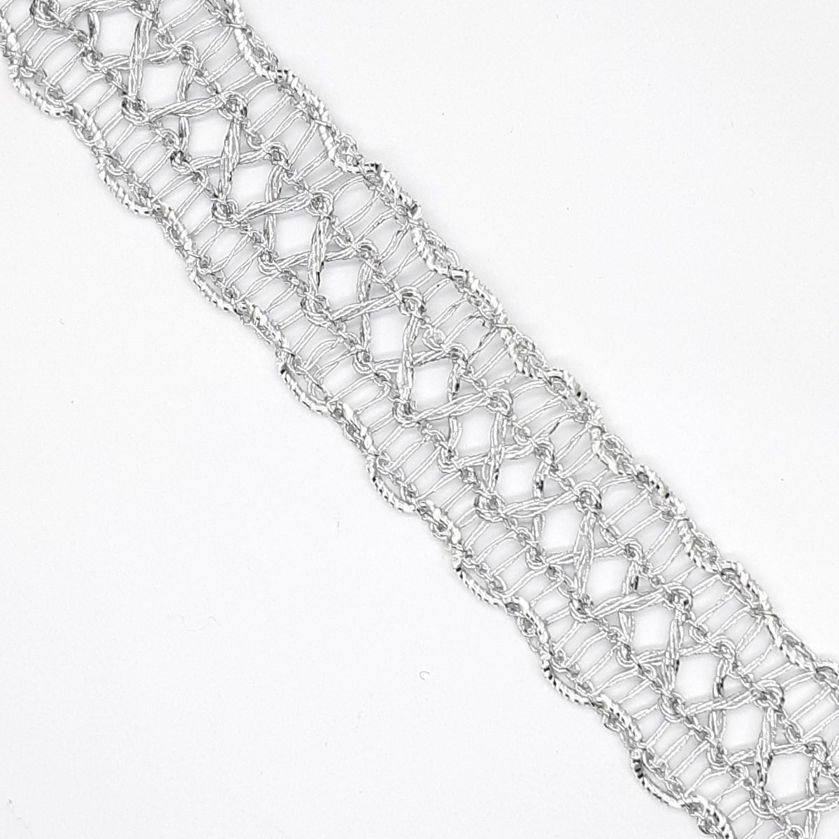 Galón pasamanería metalizada calada color plata 18 mm.