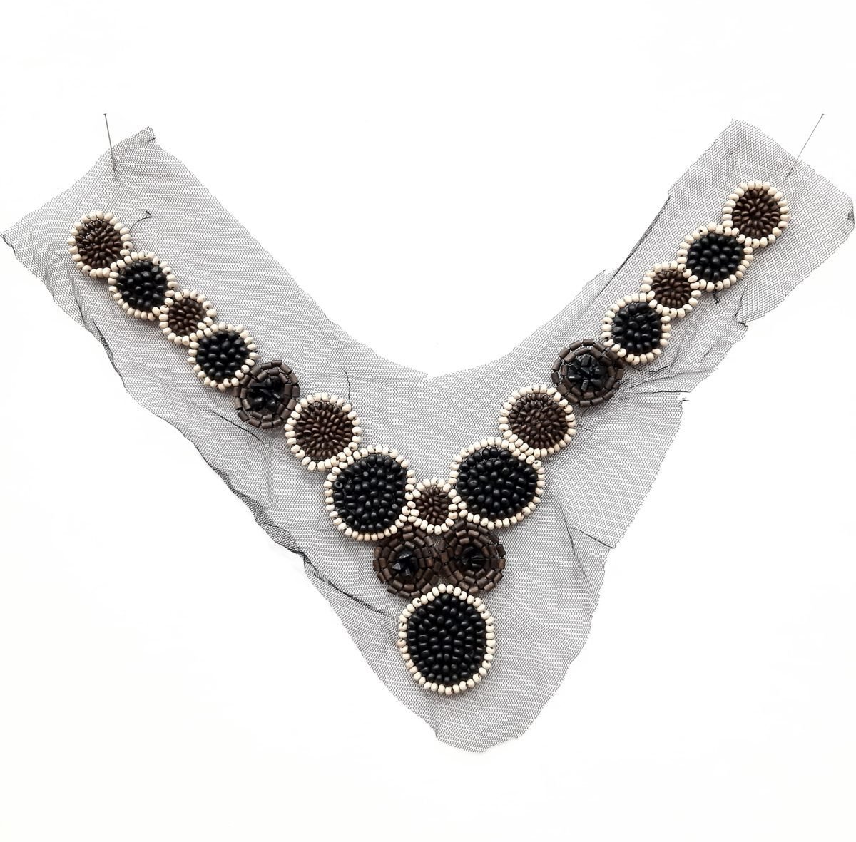 Aplicación cuello abalorios de madera 