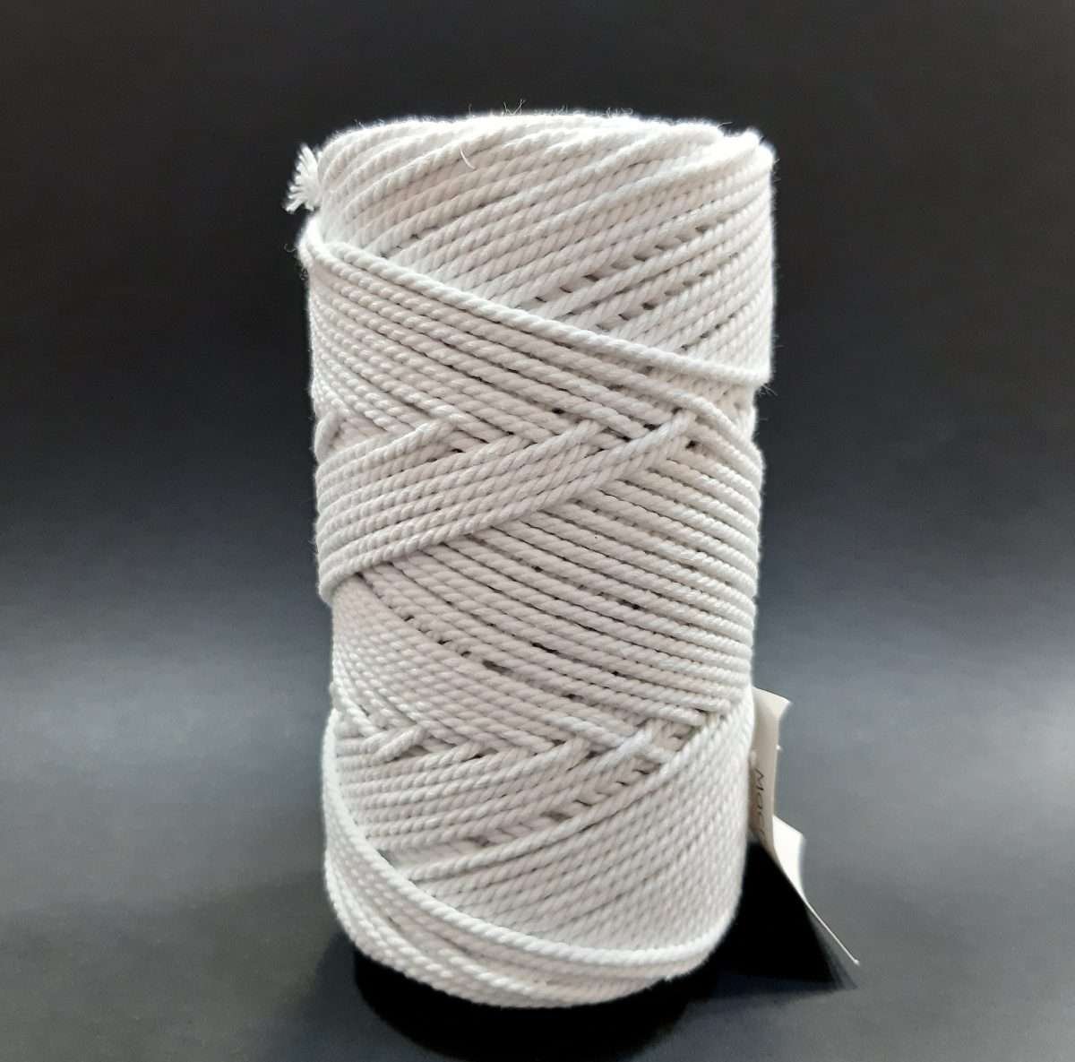 Cordón blanco para técnica macramé de 2 mm 
