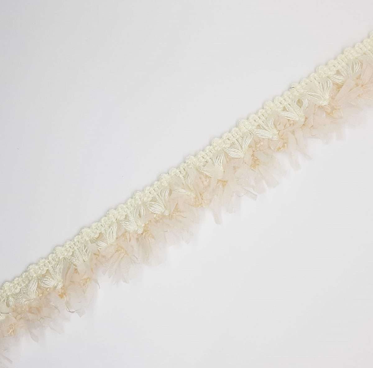 Pasamanería fleco cintas beige 2,5 cms