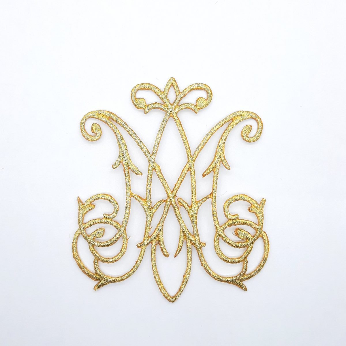 Aplicación metalizada oro