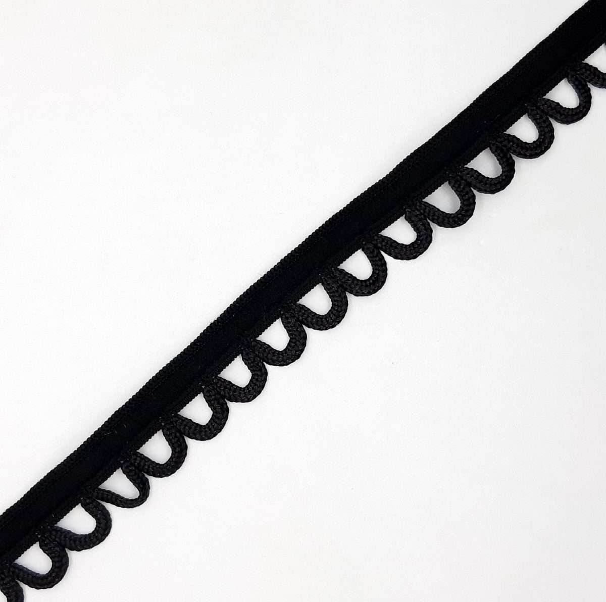 Cinta elástica con presillas 1,5 cms color negro