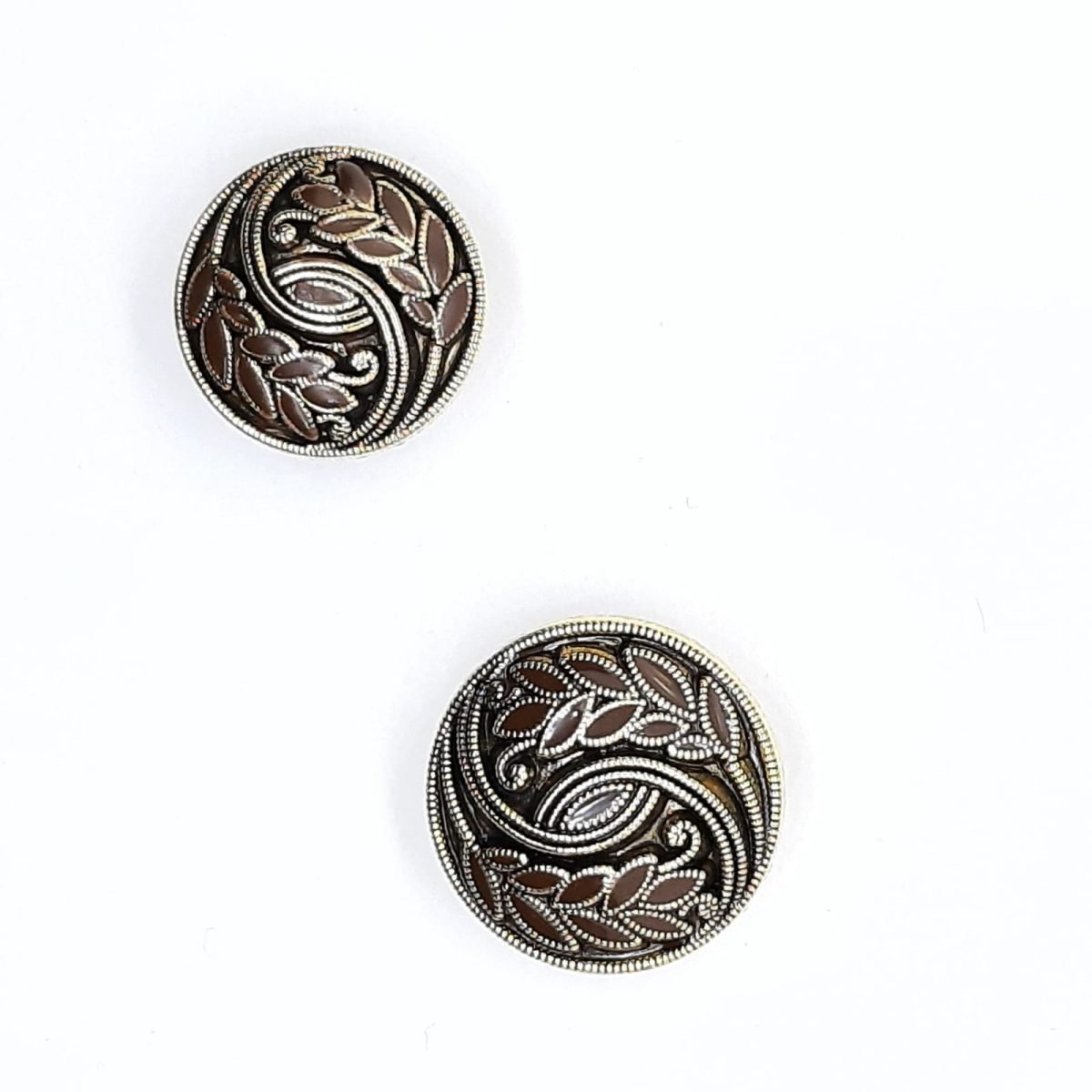 Botón dorado hojas con color