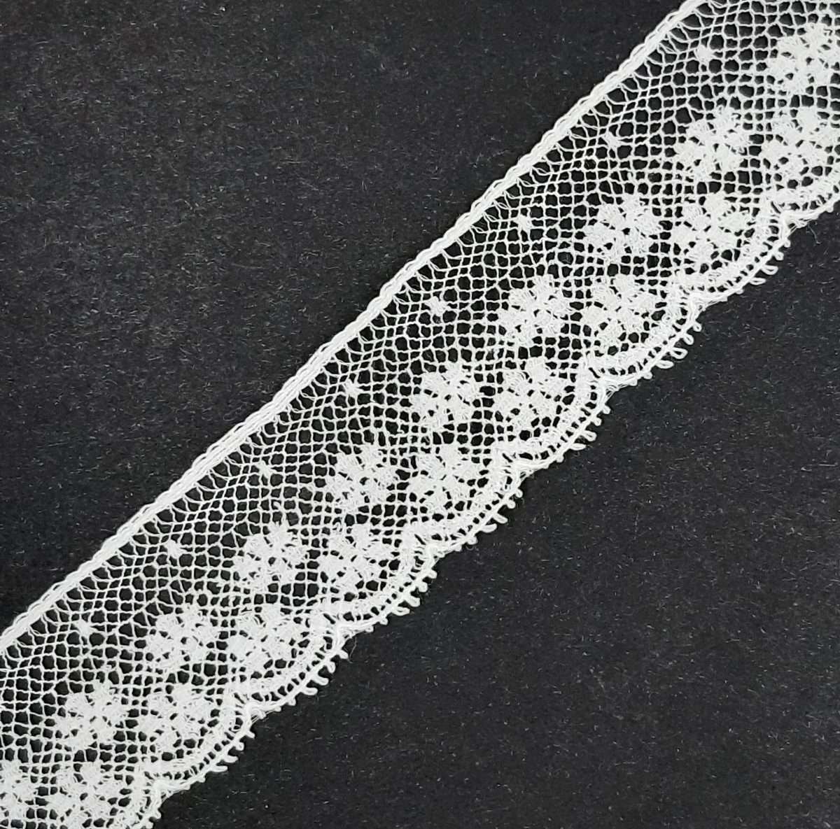 Encaje valencie blanco