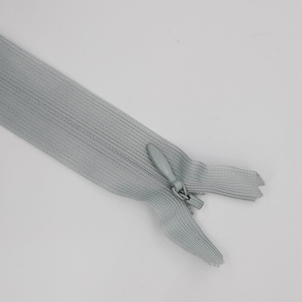 Cremallera invisible malla 3 cerrada gris
