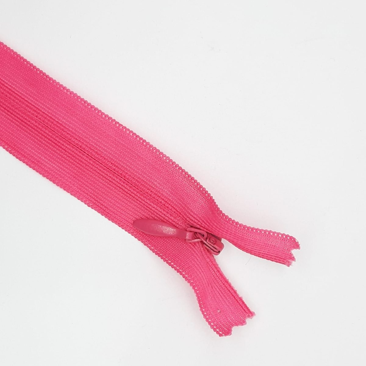 Cremallera invisible malla 3 cerrada fucsia