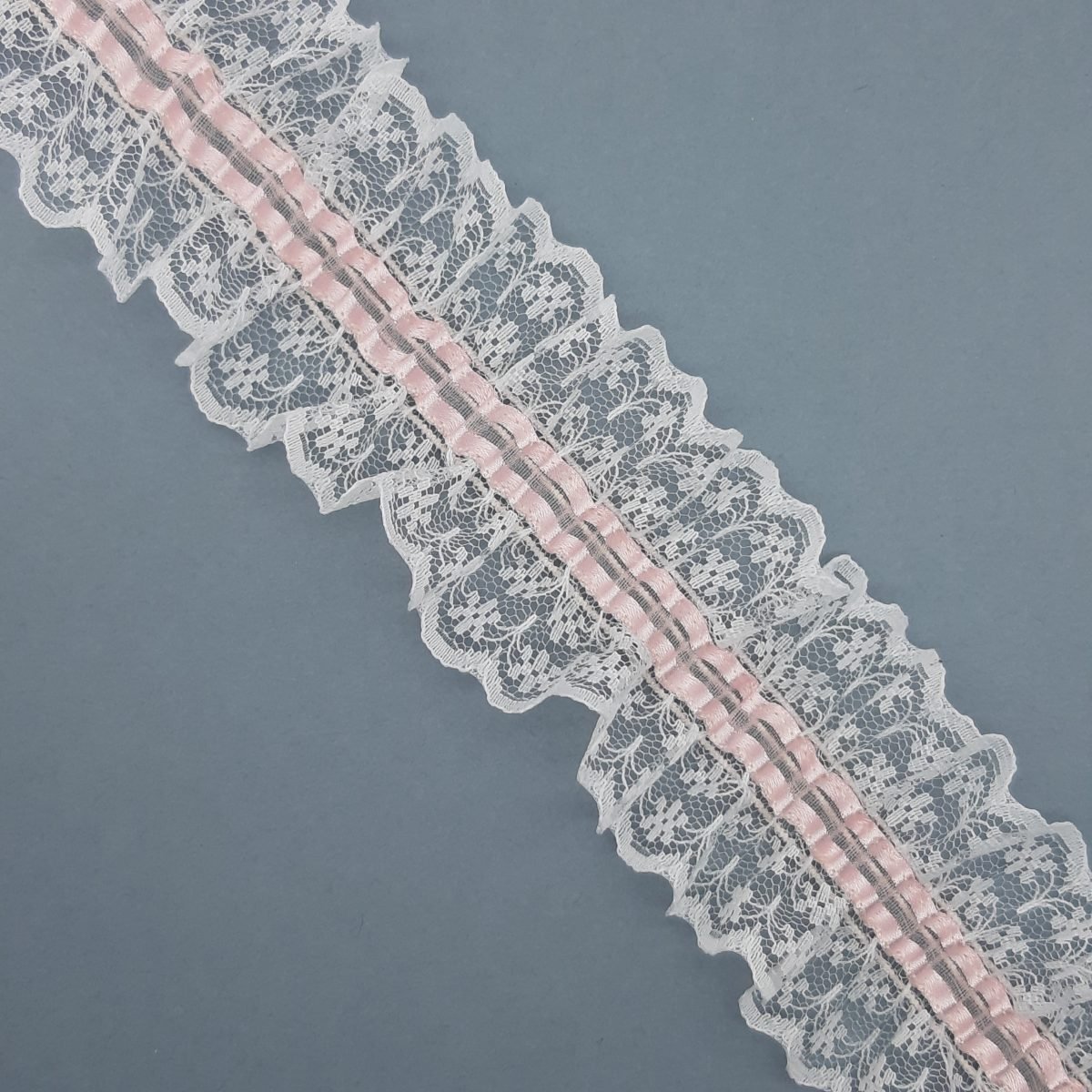 Encaje elástico rizado con lazo rosa especial para ligas de novias
