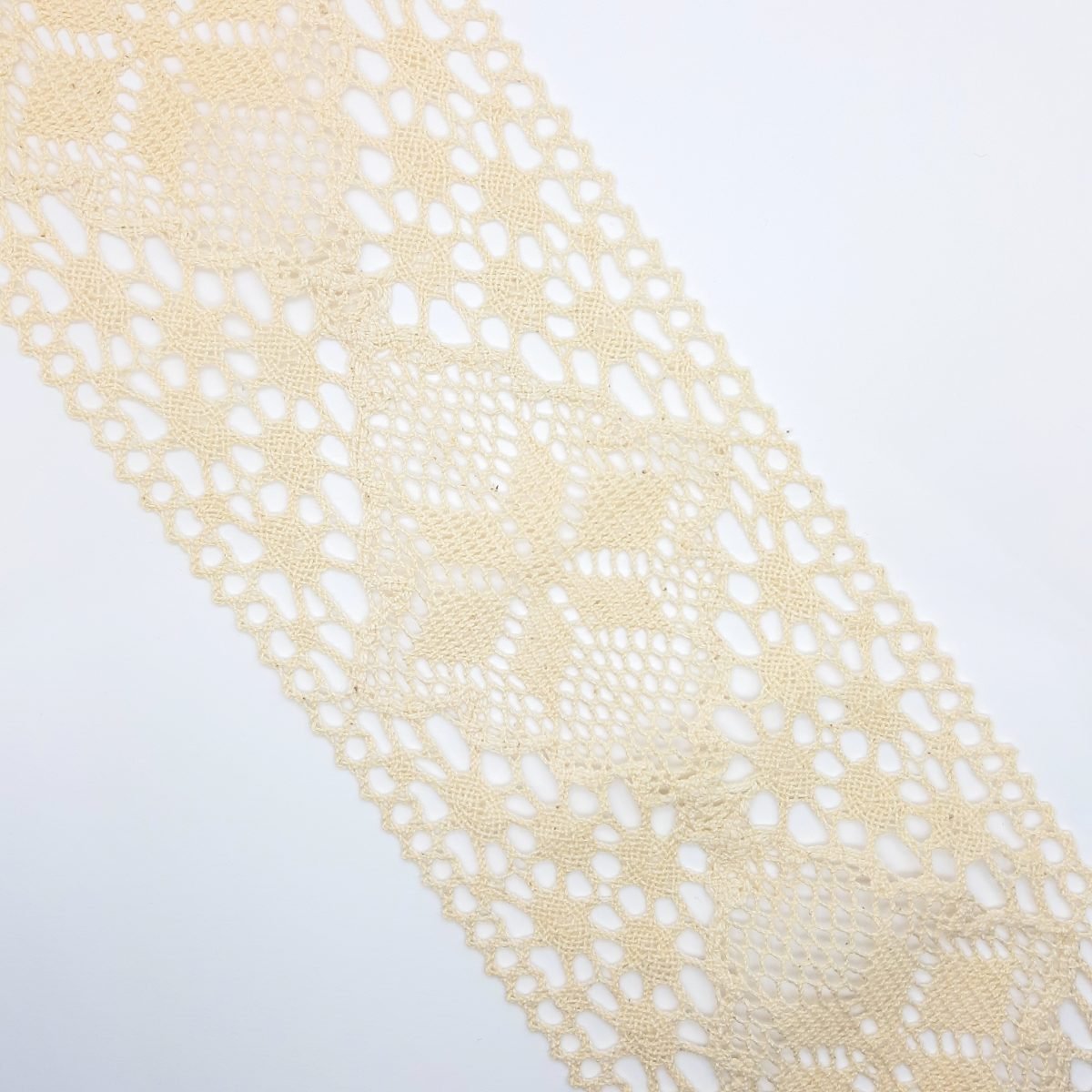 Juego encaje bolillo beige
