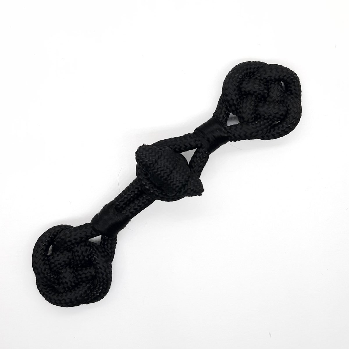 Alamar pasamanería cordón de color negro