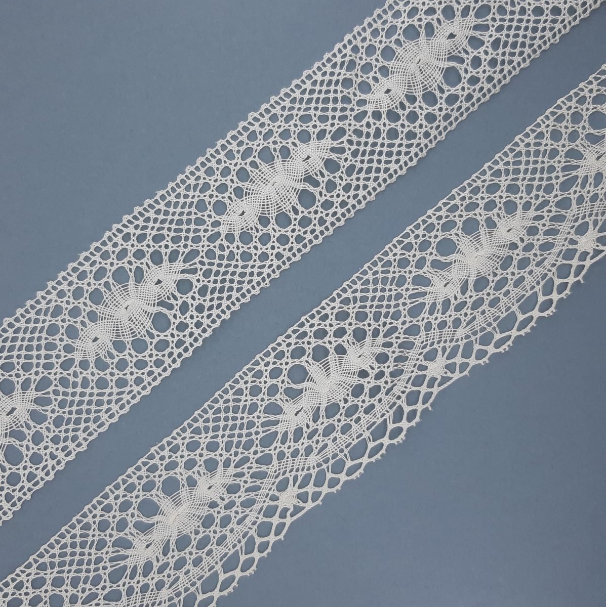 Encaje bolillo fino beige