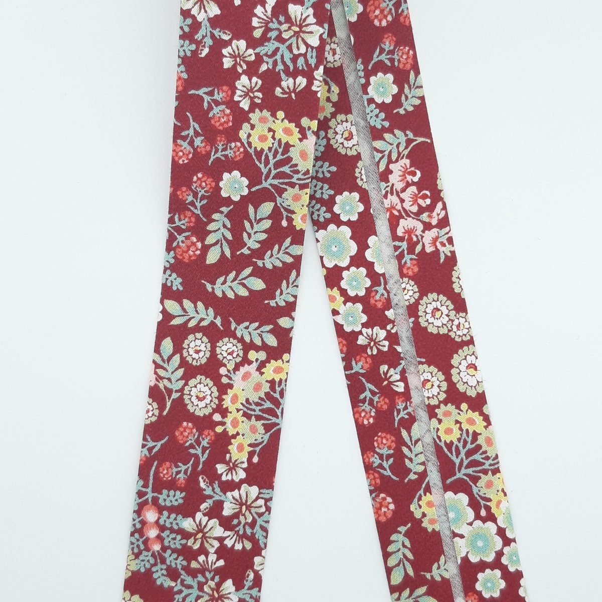 Cinta bies algodón flores granate 3 cms