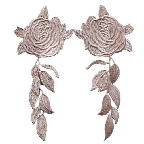 Aplique bordado flores termoadhesiva de color rosa maquillaje.