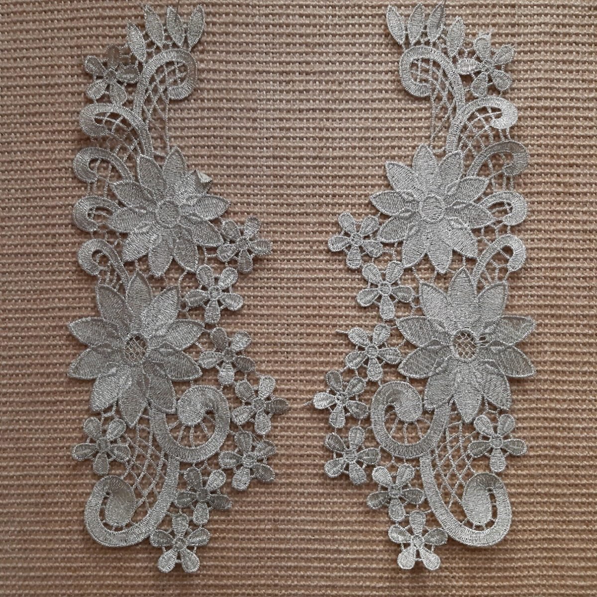 Aplique guipur 32 x 12 cms